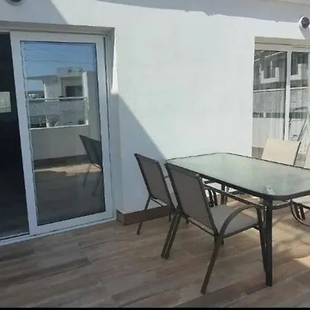 Apartment For Couples *