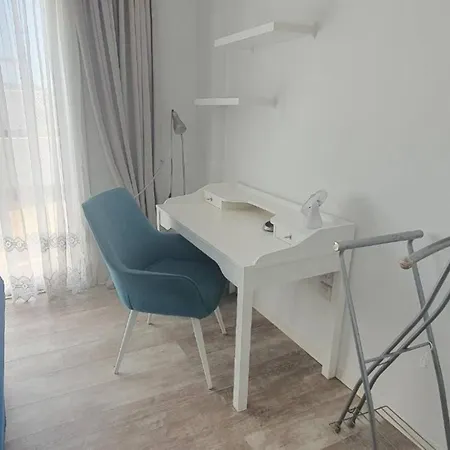 Apartment For Couples *